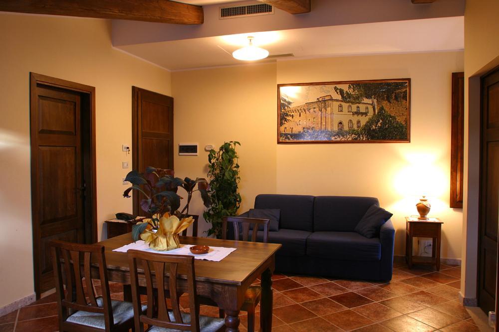 Palazzo Alle Mura Staggia Pokoj fotografie